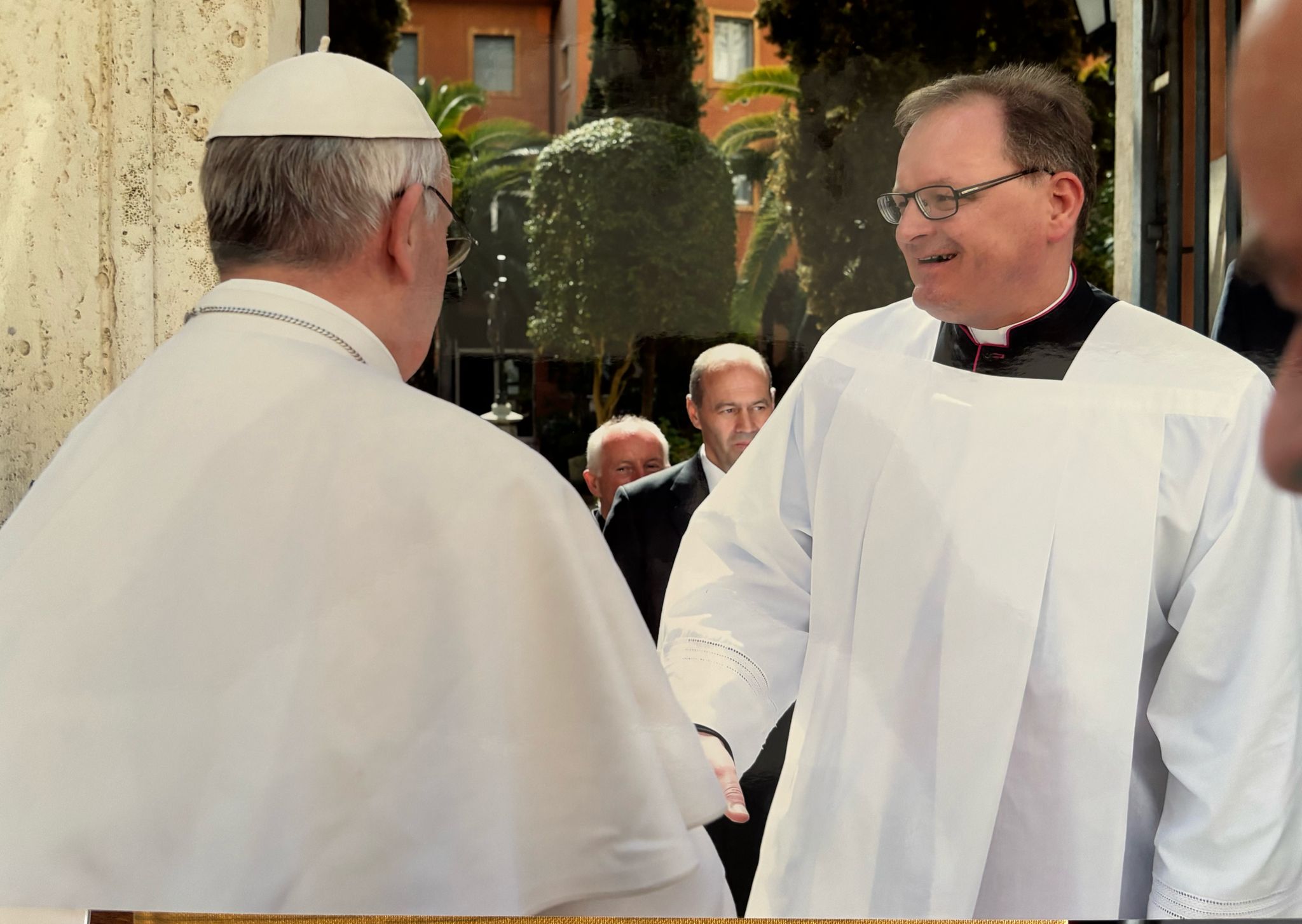 Msgr. Dr. Thomas Frauenlob begrüßte Papst Franziskus, da der damalige Rektor Hans-Peter Fischer nicht erreichbar war